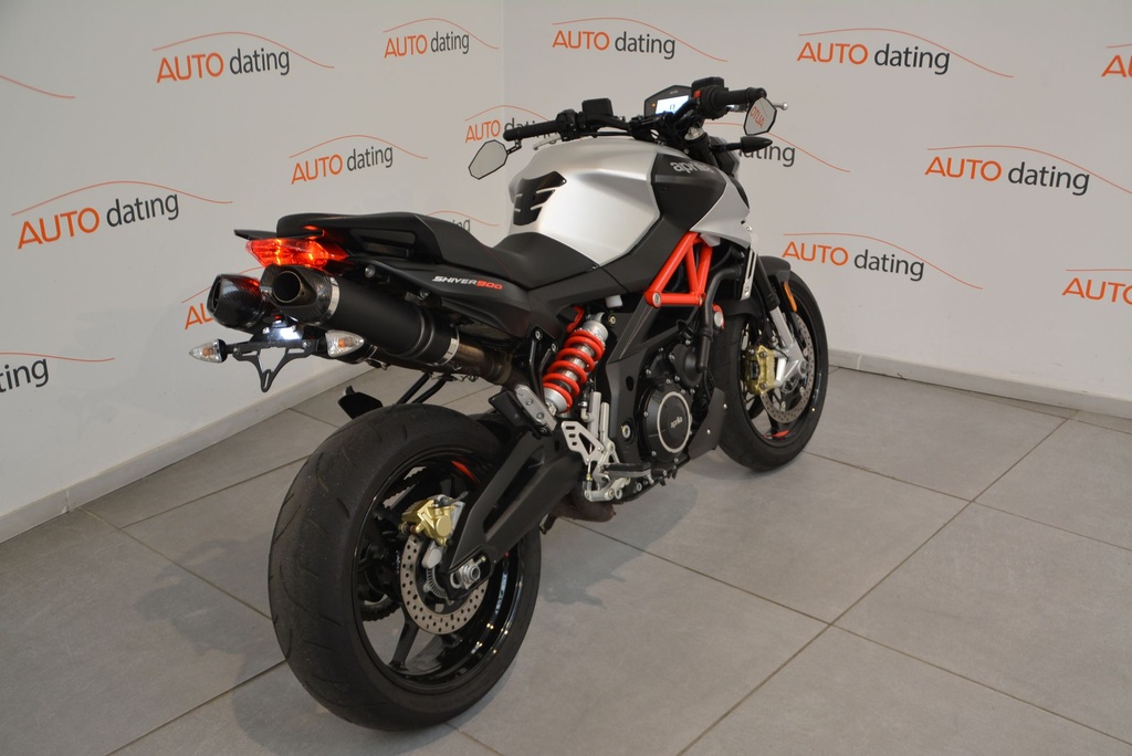 Aprilia Shiver 900
